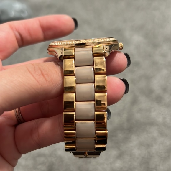 Michael Kors Diamond watch - Picture 4 of 4